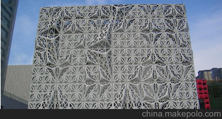 沈阳雕花铝单板与镂空铝单板 欧佰(OUBUYS)图片鉴赏与广京材料解析